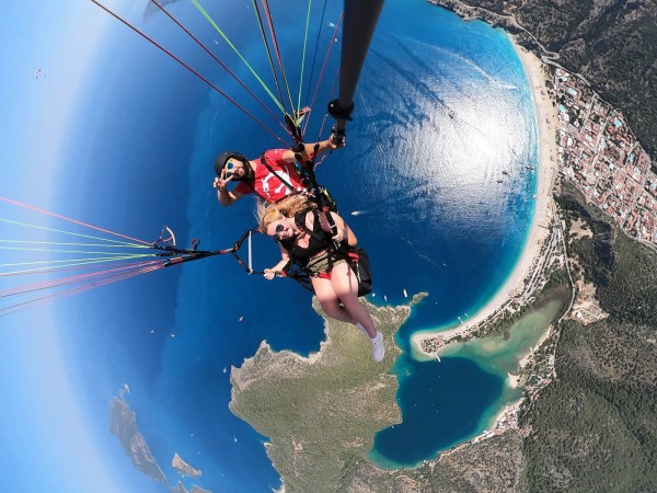 Ölüdeniz Yamaç Paraşütü ile Gökyüzüne Dokunun